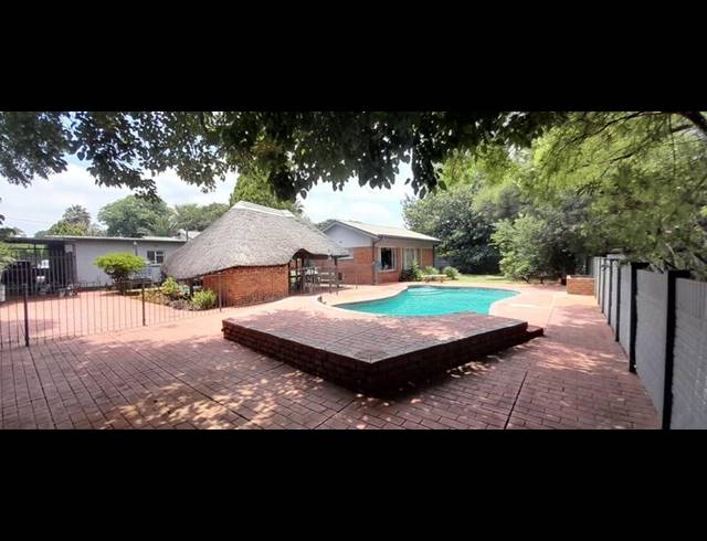 3 BEDROOM HOUSE FOR SALE IN VALHALLA